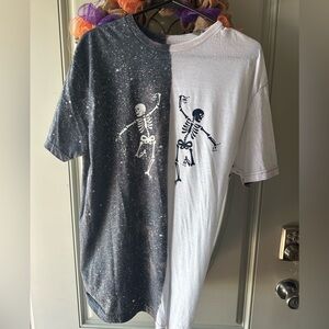 HALLOWEEN ☠️Skeleton Split Boutique Graphic T-Shirt